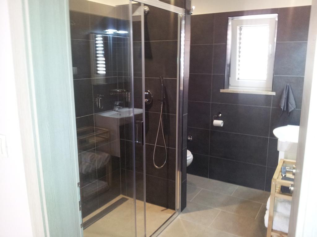Apartment Diminic Melin كريس المظهر الخارجي الصورة